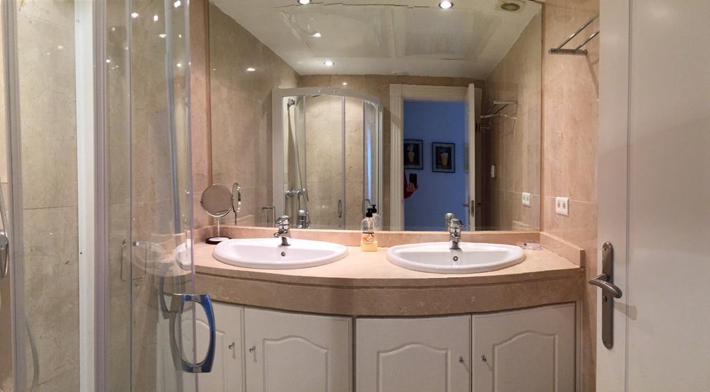 Sinfonia Del Mar Apartment Estepona Eksteriør bilde