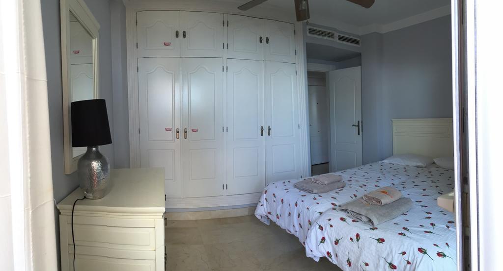 Sinfonia Del Mar Apartment Estepona Eksteriør bilde