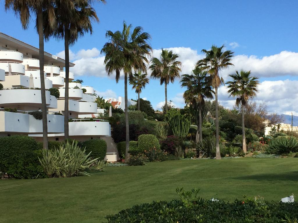 Sinfonia Del Mar Apartment Estepona Eksteriør bilde