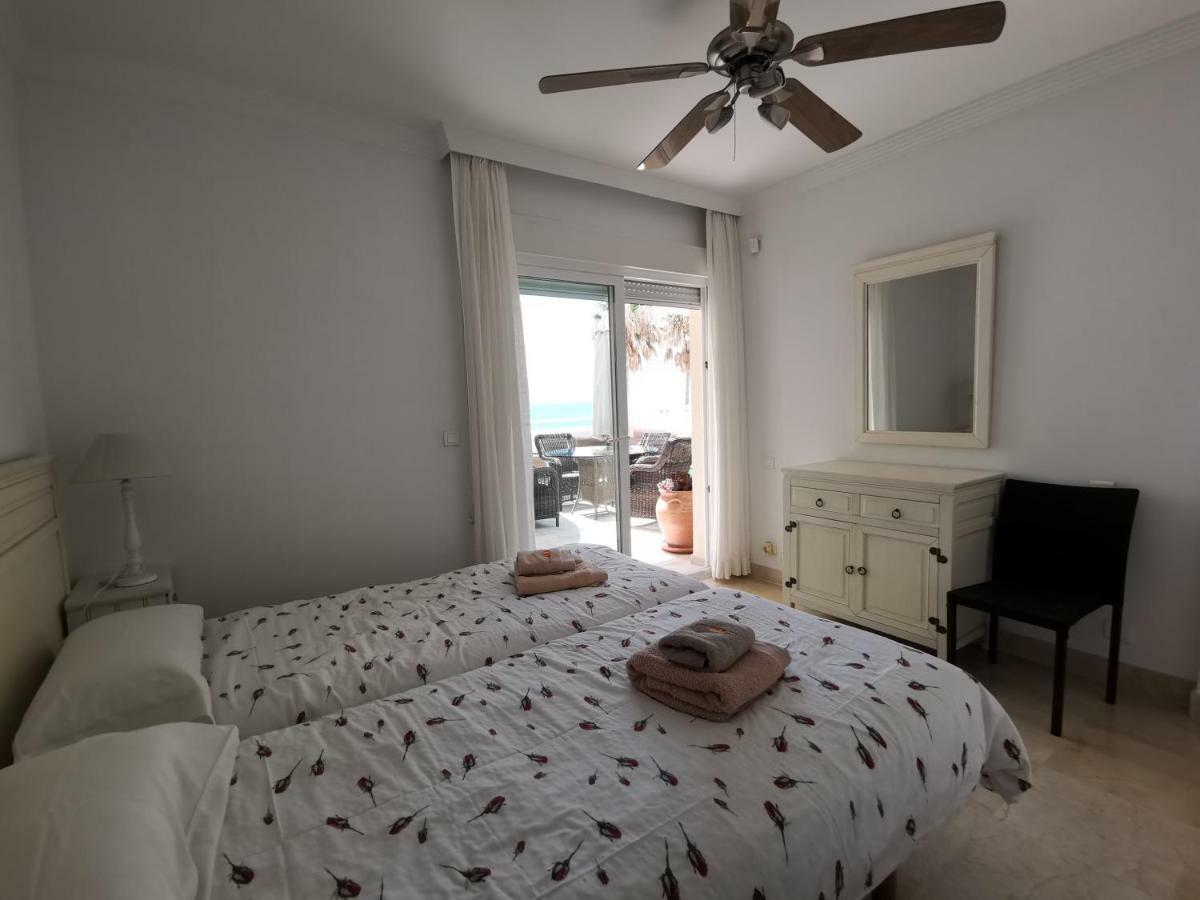 Sinfonia Del Mar Apartment Estepona Eksteriør bilde